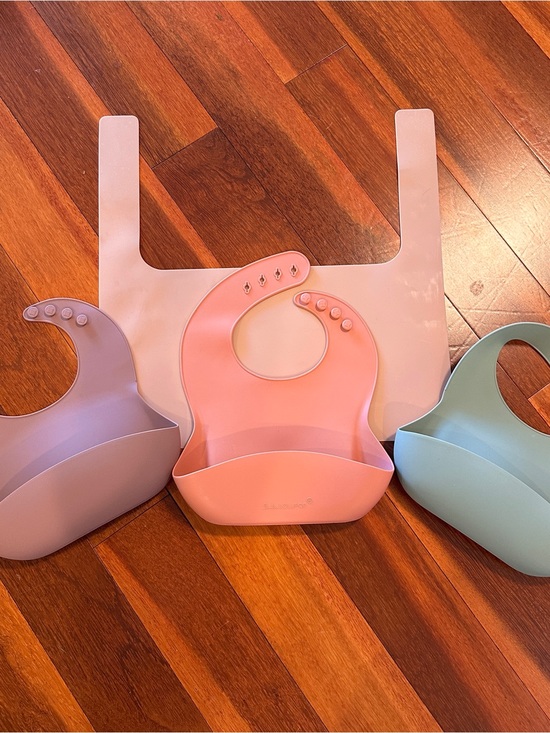 yeah baby goods Other - Yeah Baby Goods Placemat in Terracotta and Silicone Baby Bibs